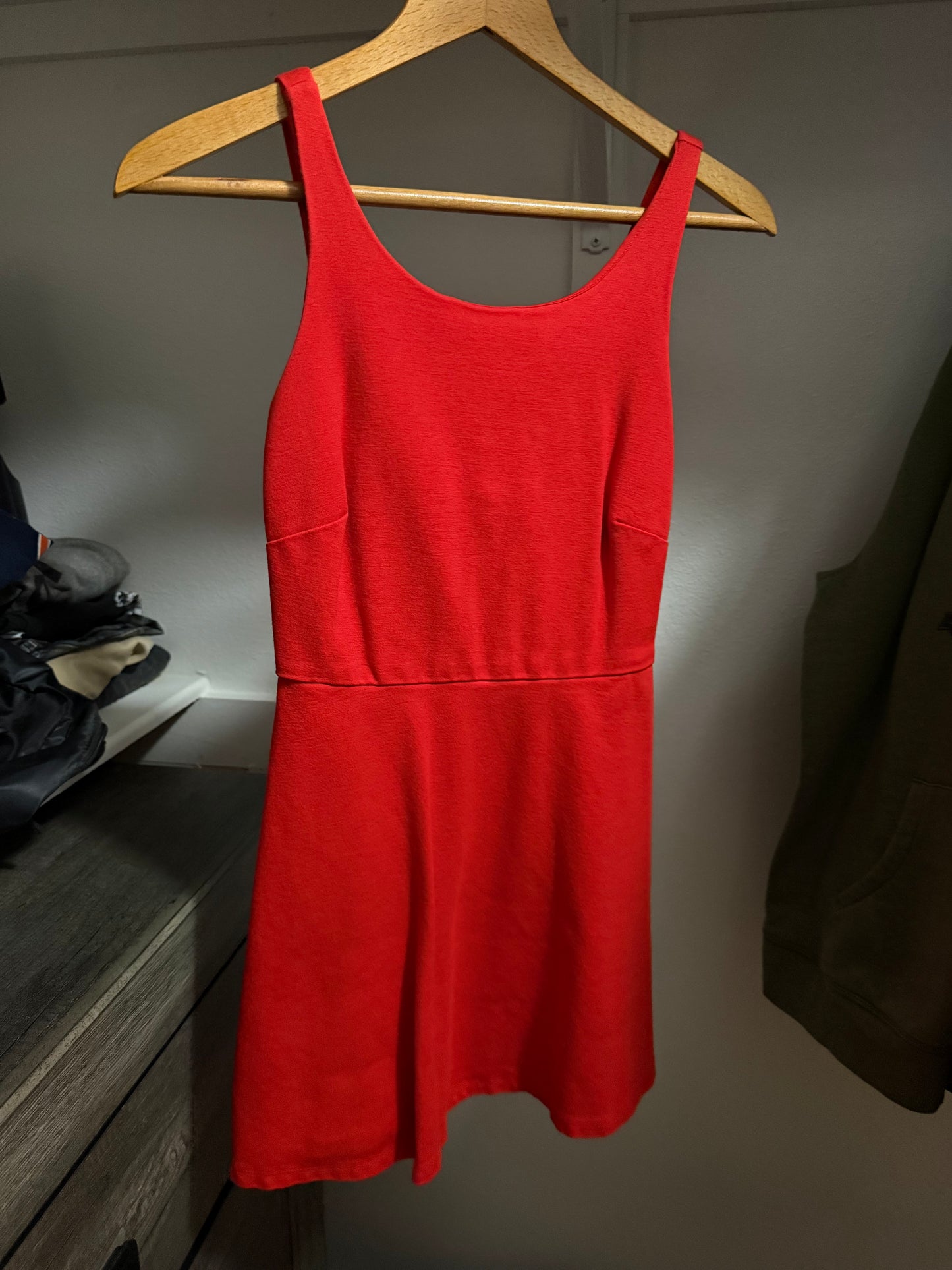 IN AWE by Awesomeness TV Red Fit & Flare Short Dress S Scoop Neck Sleeveless